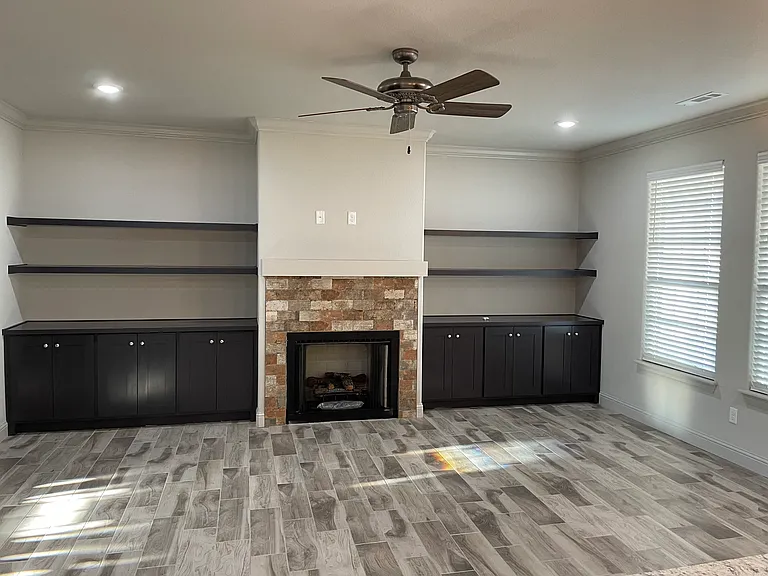 204 Vicks Cir — Photo 2