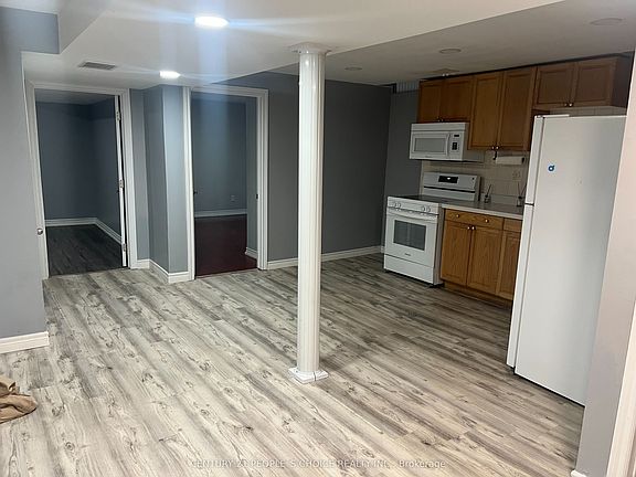 4th image of 80 Atkins Cir