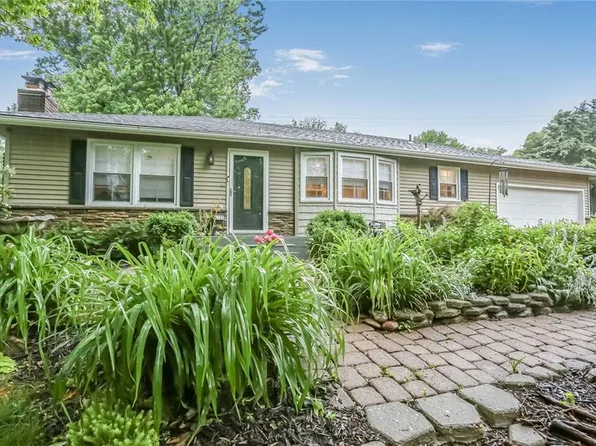 4732 England St, Merriam, KS 66203