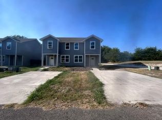 533-535 E Ball St, Tom Bean, TX 75489