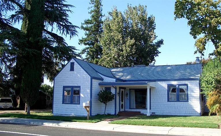 1st image of 557 King Ave