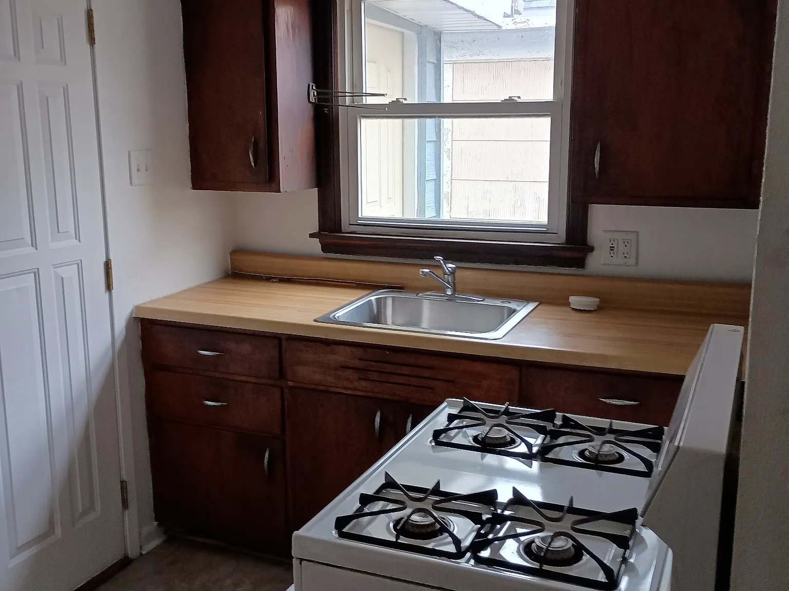 1 bed, 550 sqft, $925 — Photo 4