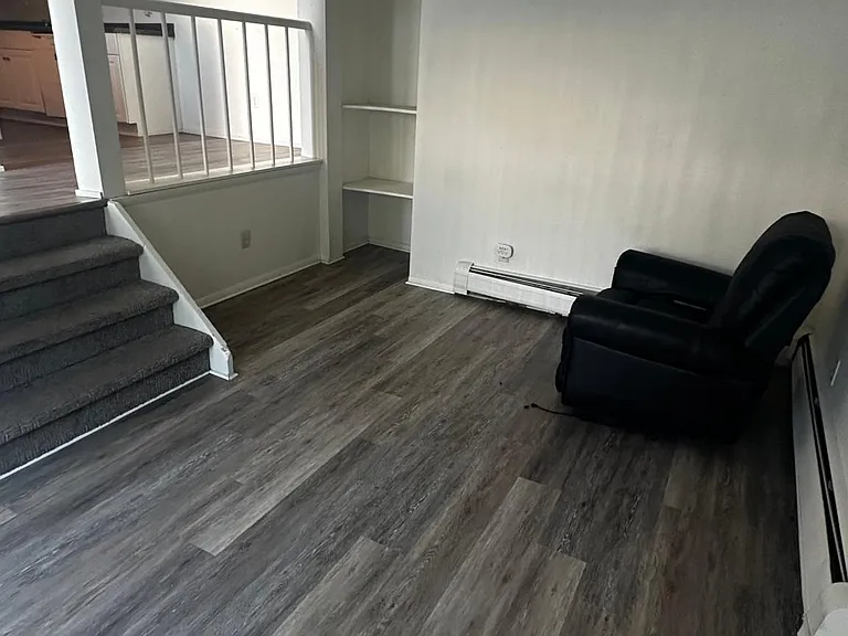 1315 Estes St #16-C — Photo 13