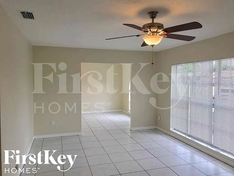14202 SW 110th Ave — Photo 4