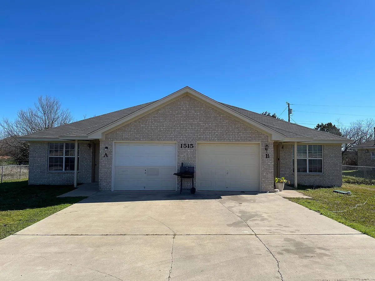 Building Photo - 1515 Pueblo Trace