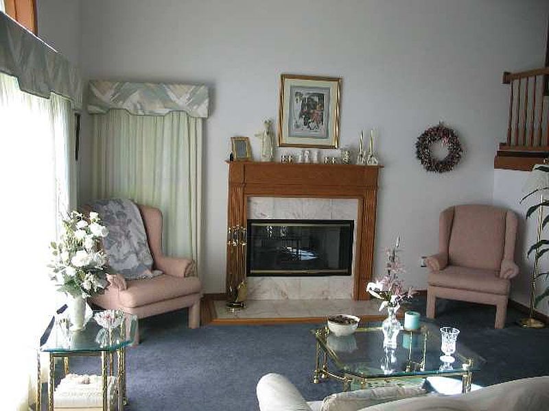 5th image of 17 HUNTERS RUN Boulevard