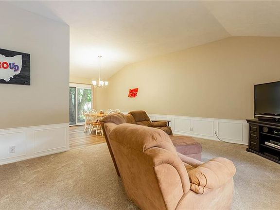 5th image of 28096 Edgepark Dr