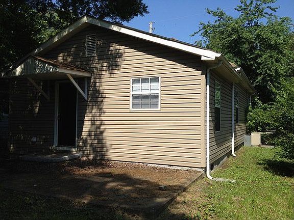 4th image of 1104 N Orchard Knob Ave