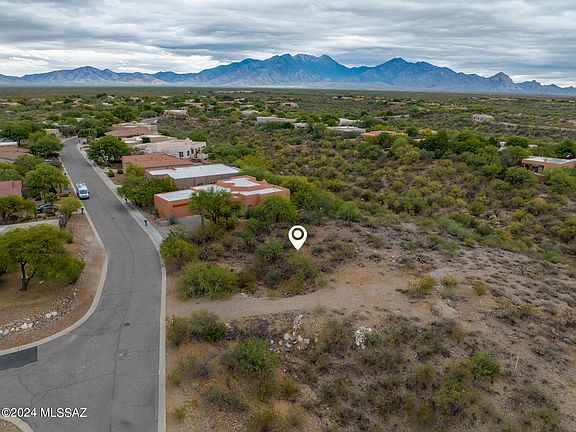 3rd image of 746 E Josephine Canyon Dr