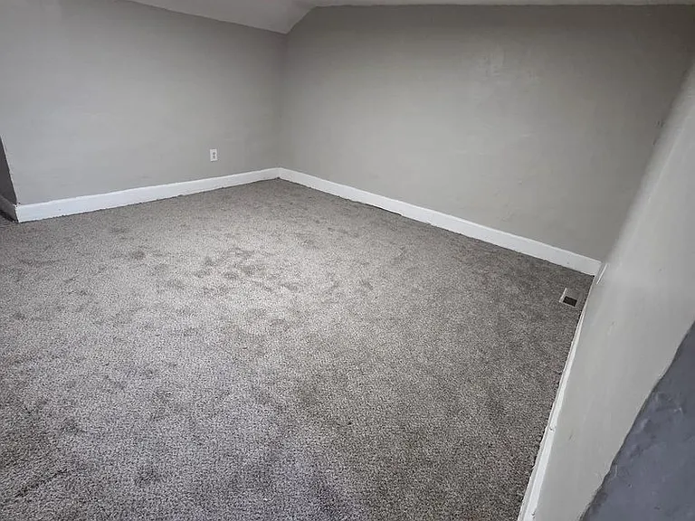 517 Stuyvesant Ave — Photo 5