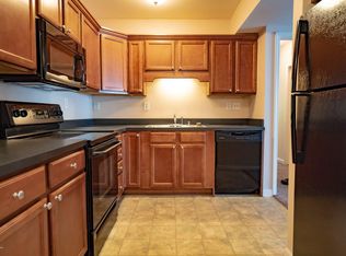 8823 Moody Rd, Louisville, KY 40219