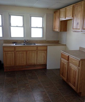 3rd image of 467 Walburn Ave