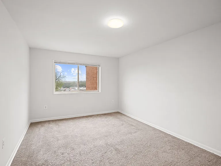 2512 Queens Chapel Rd #203 — Photo 22
