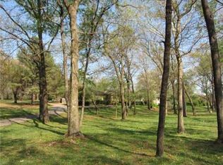 5 S Hampton Pl, Rogers, AR 72758