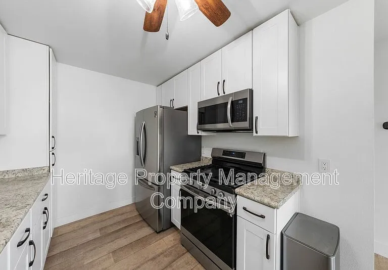 784 Hill Top Dr — Photo 13