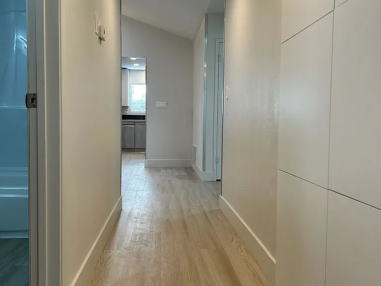 329 Dawn Ct — Photo 8