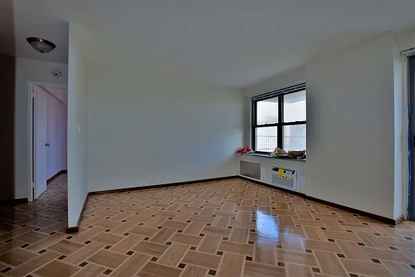 Rented by NYC Realty Brokers LLC | media 2