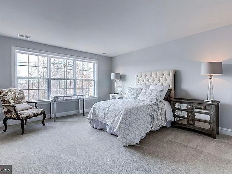 7909 Saint Dolores Dr — Photo 10