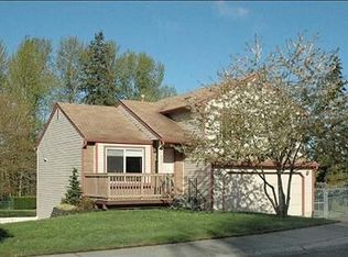 919 Field Ave NE, Renton, WA 98059