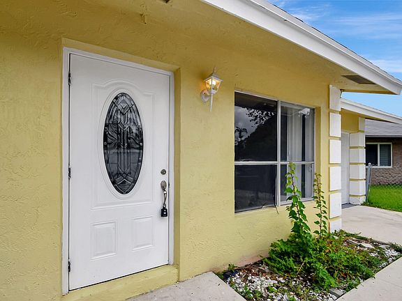 3rd image of 6090 E Wauconda Way E