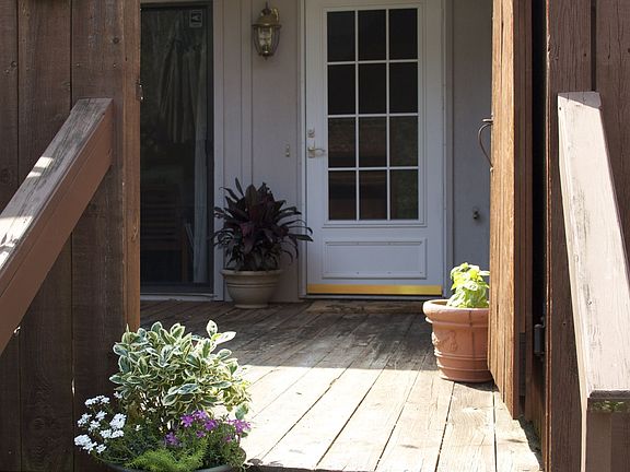 Front patio and entryways