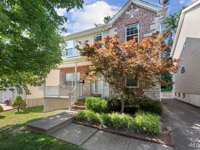 328 E Clinton Pl, Saint Louis, MO, 63122