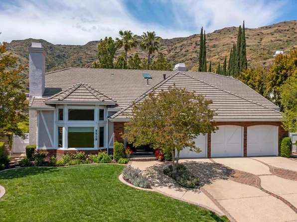 5519 E Napoleon Ave, Oak Park, CA 91377