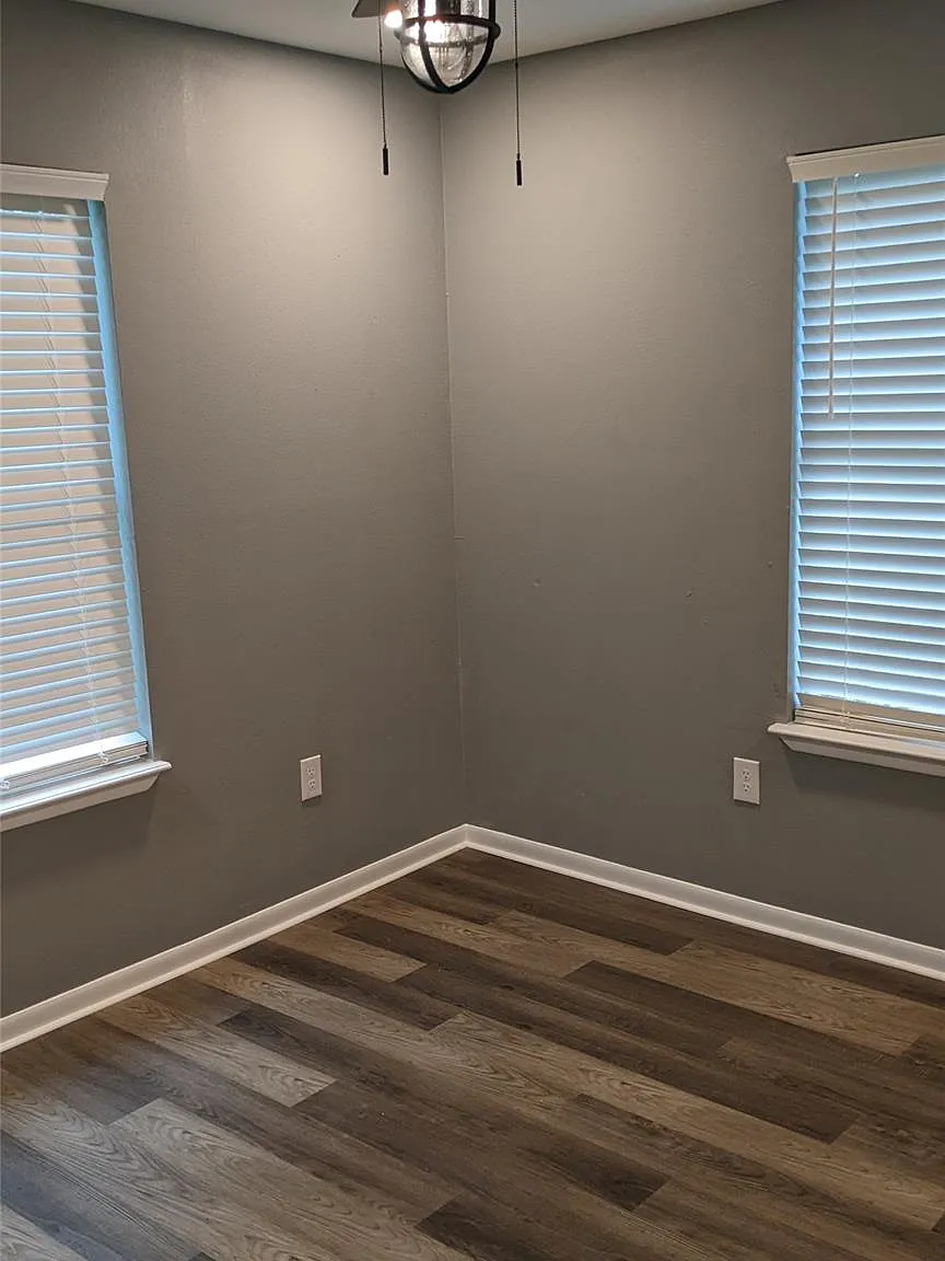 2 bed, 2.0 bath, 1120 sqft, $1,500 — Photo 2