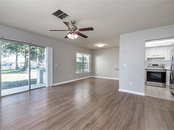 3rd image of 2748 Martha Ln