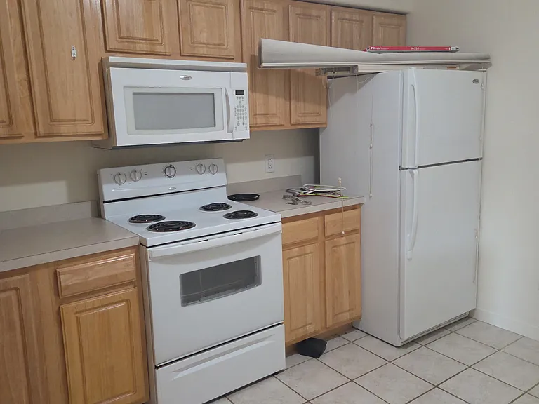 1638 Garfield Ave #1 — Photo 10