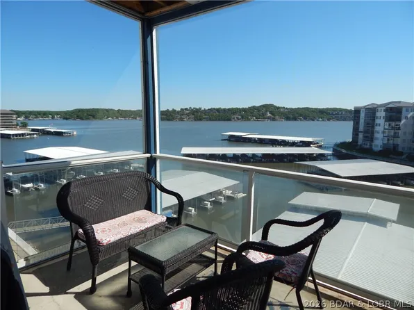 183 Upper Monarch Cove Dr Unit 4F, Lake Ozark, MO 65049