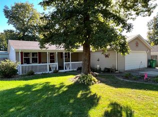 581 Mariana Dr, Cloverdale, IN 46120