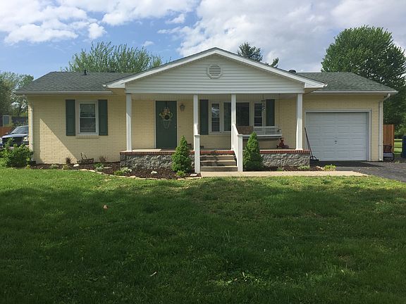 2nd image of 1510 Meadowlane Dr
