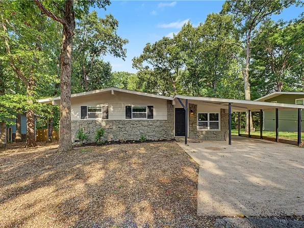4 Evesham Ln, Bella Vista, AR 72714