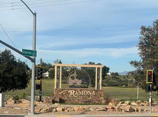 19147 Las Encinas Dr, Ramona, CA 92065