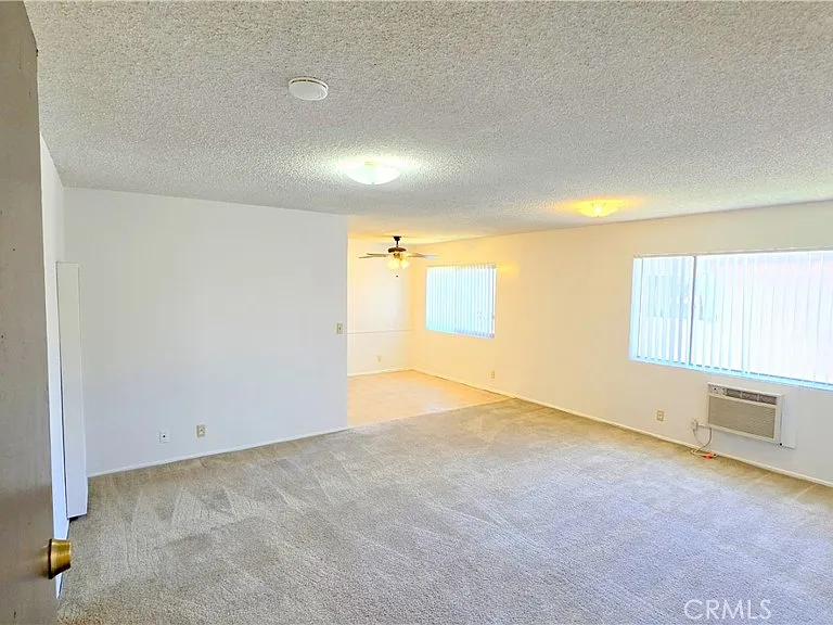 1086 Springfield St #D — Photo 2