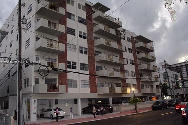 1st image of 1130 11th St APT 5H