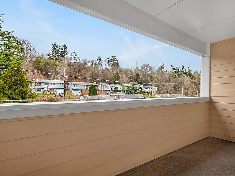 5424 Delridge Way SW #F — Photo 20