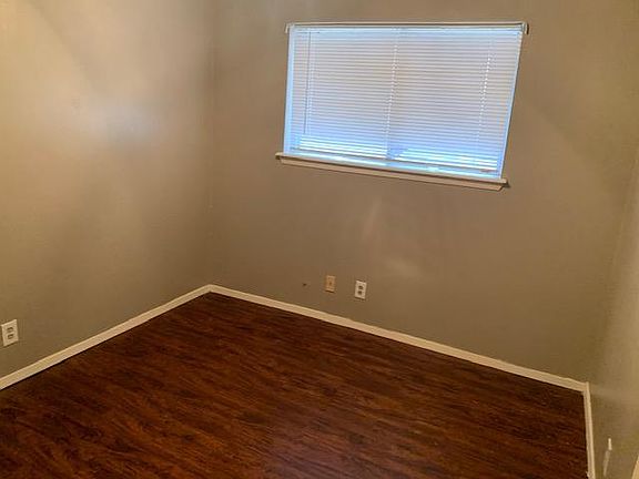 5th image of 10119 Willfield Dr