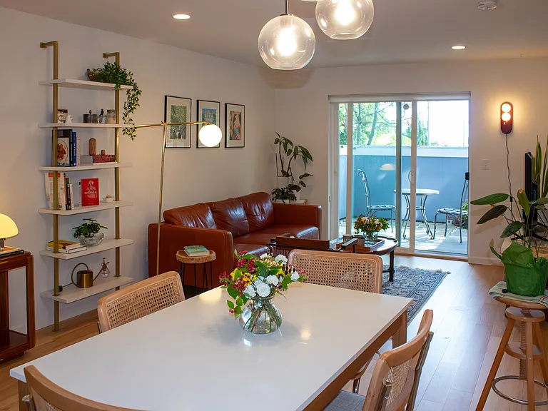 160 Lee St #109 — Photo 1