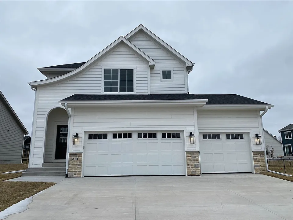 211 NE 62nd St