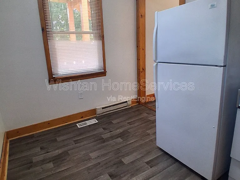 260 N Broad St #3 — Photo 2