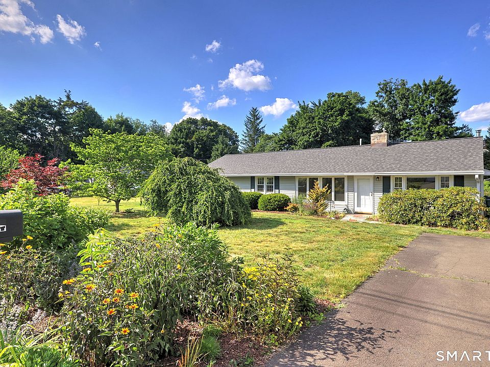 1st image of 424 Cedar Lane