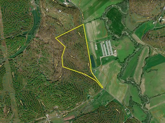 3rd image of 710 Apel Rd