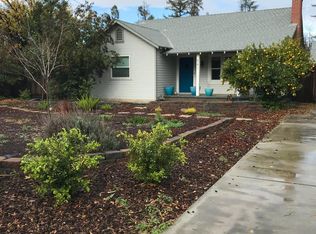 541 E Main St, Ripon, CA 95366