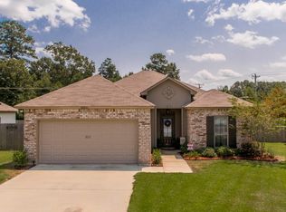 30241 Adora Ave, Denham Springs, LA 70726