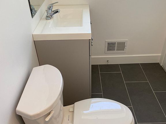 2nd image of 683 Bergen St Unit 1-A