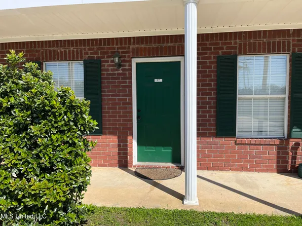 5080 Gautier Vancleave Rd APT F7, Gautier, MS 39553