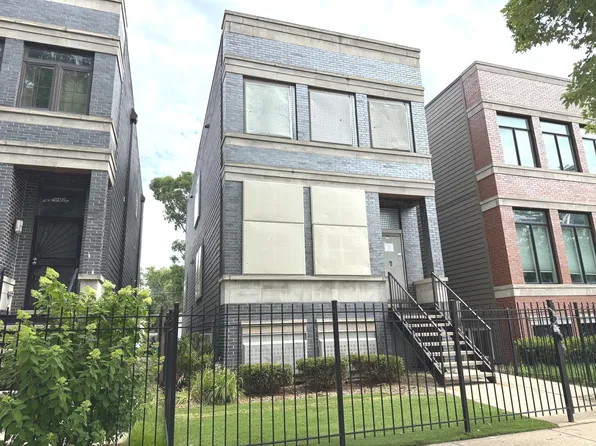 544 E 46th Pl, Chicago, IL 60653