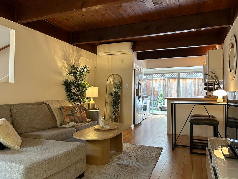 1st image of 4040 Grand View Blvd Unit 70